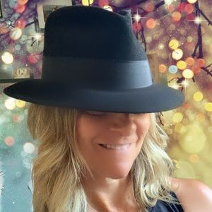 Super high quality Royal Canadian Black FEDORA